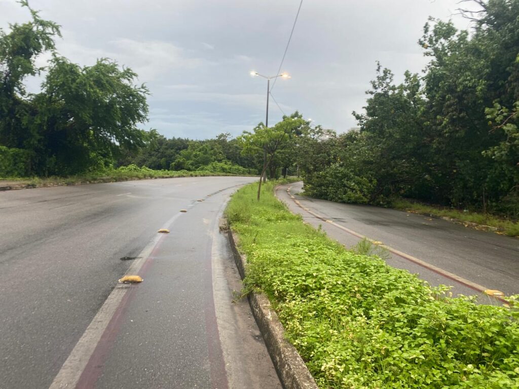 Chuva intensa e tempestade elétrica atingem Fortaleza durante a madrugada