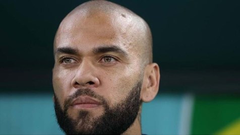 Daniel Alves se muda para ilha espanhola