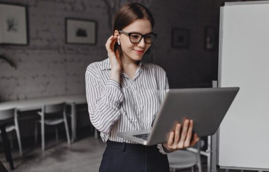 Evento gratuito promove debates sobre as vivências femininas no mercado de trabalho