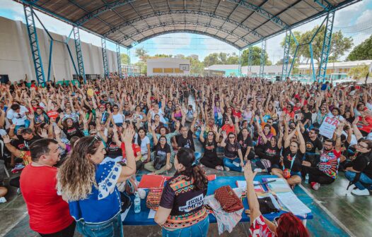 Professores de Fortaleza encerram paralisação; aulas nas escolas municipais retornam na quinta-feira (8)