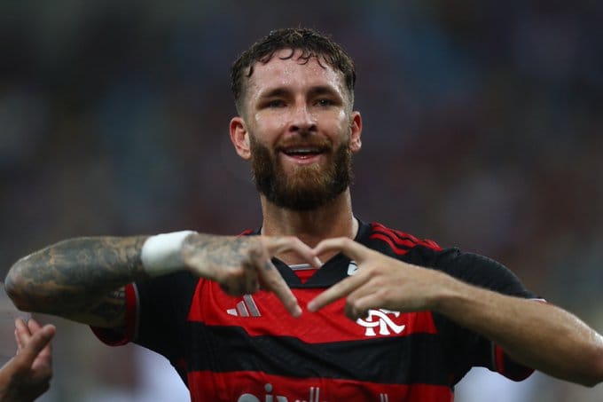 Com gol do apaixonado Léo Pereira nos acréscimos, Flamengo vence o Botafogo