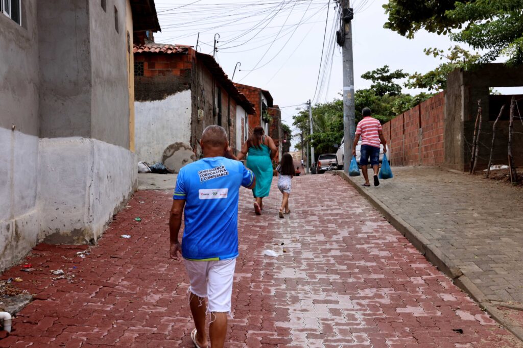 Até o momento, a Prefeitura de Fortaleza já investiu R$ 640 milhões em obras de drenagem e urbanização em mais de 700 ruas localizadas na periferia