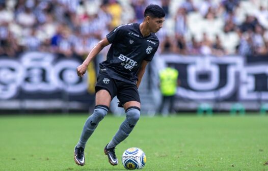 Ceará marca no último lance do jogo e arranca empate contra o Altos, na Arena Castelão