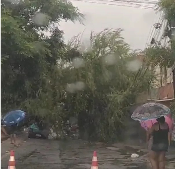 85 cidades cearenses recebem novo aviso de chuvas intensas 