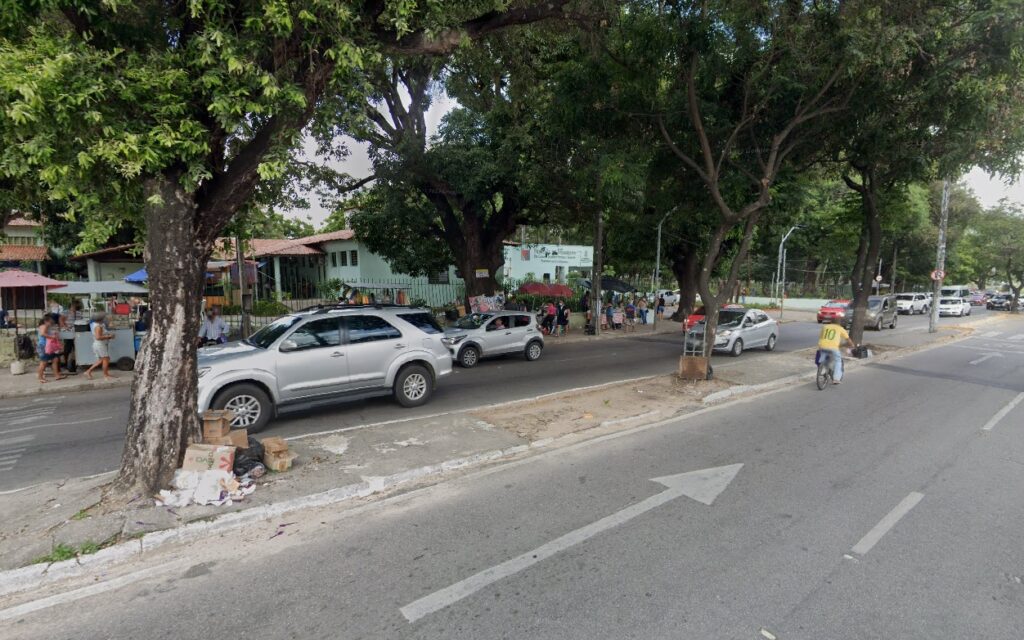 Av. Frei Cirilo, em Fortaleza, tem terceiro dia seguido de ocorrências com morte