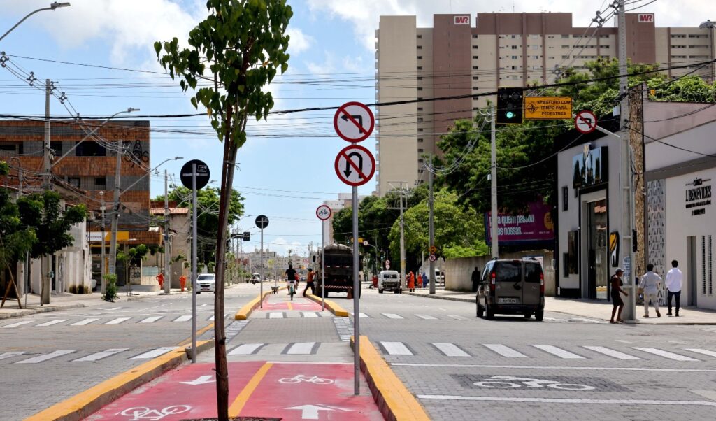 Após mais de 20 anos, obra da Av. Sargento Hermínio é finalizada e entregue