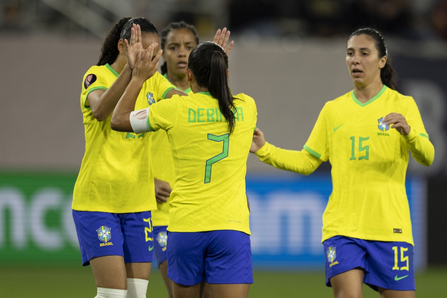 Seleção Brasileira encara México pelas semifinais da Copa Ouro