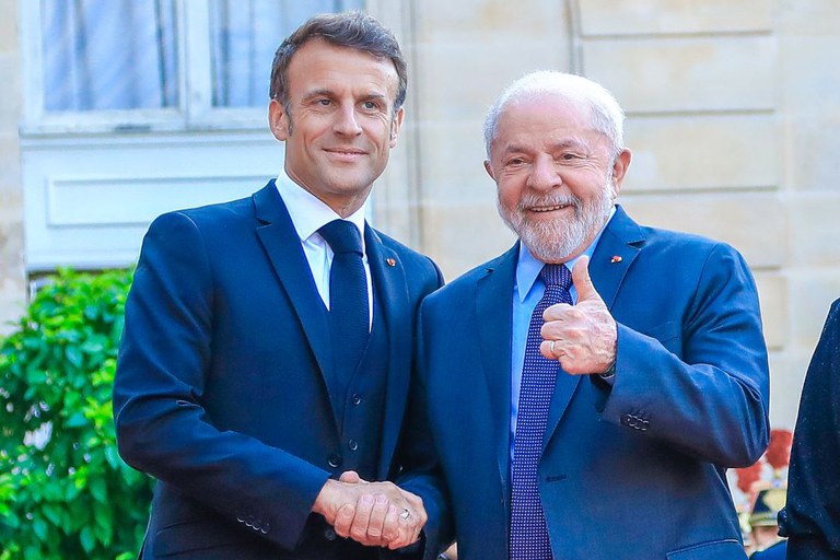 Lula receberá o presidente da França, Emmanuel Macron, na próxima semana