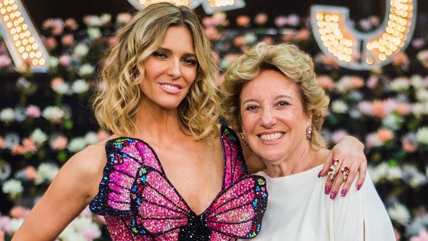 Fernanda Lima anuncia morte da mãe após luta contra câncer