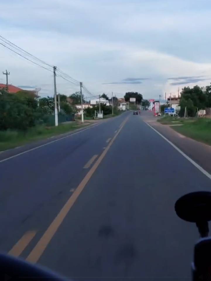 Vídeo: ciclista morre após ser atropelado por carro em rodovia no Ceará