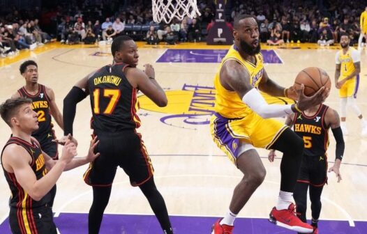 Lakers enfrentam desafio crucial após vitória sobre Hawks