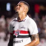 Luciano pediu para bater pênalti desperdiçado por Lucas contra o Botafogo: ‘Estava confiante’