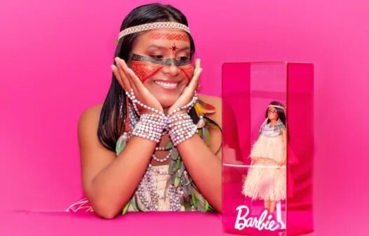 Primeira Barbie indígena da Amazônia é lançada em celebração aos 65 anos da boneca