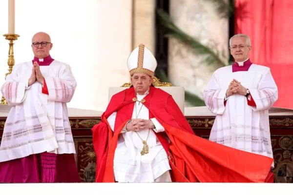No Domingo de Ramos, Papa Francisco diz que atentado em Moscou ‘ofende a Deus’