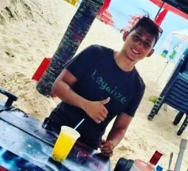 Dono de barraca na Praia de Iracema, em Fortaleza, é morto durante abordagem da Polícia Militar