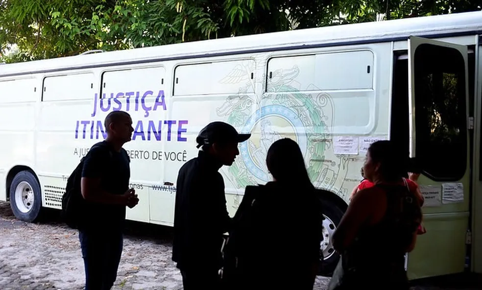 Projeto ‘Justiça Itinerante’ realiza atendimentos para moradores da Parangaba