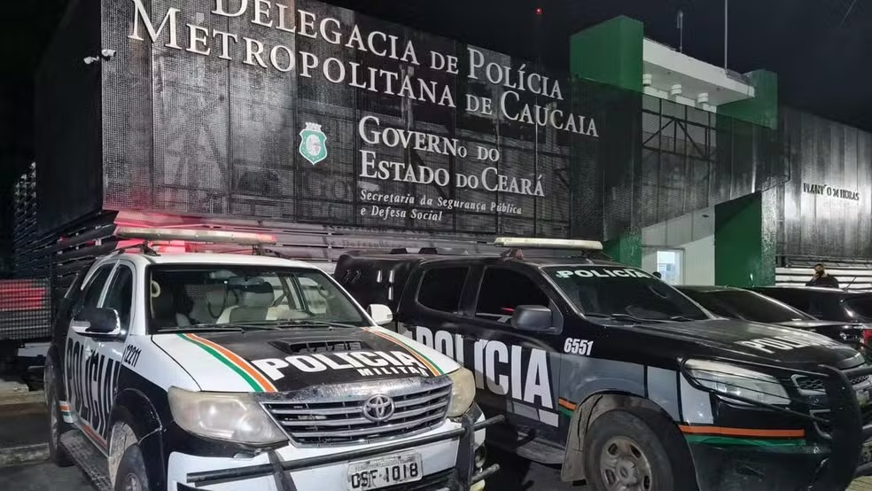 Menina de 6 anos é encontrada morta dentro de carro abandonado em Caucaia