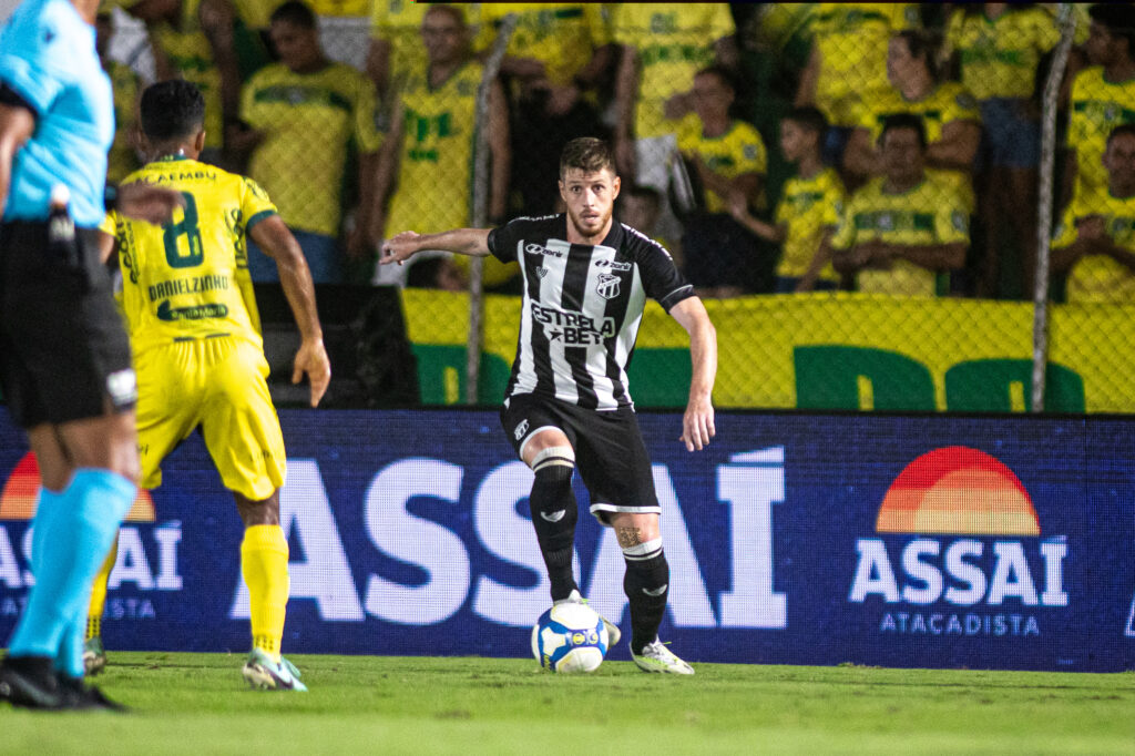 Mirassol bate o Ceará em jogão de 5 gols e ganha 1ª partida na Série B