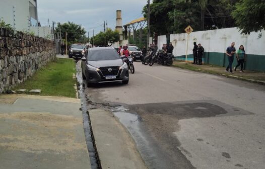 Dois estudantes são baleados na saída de escola em Maranguape
