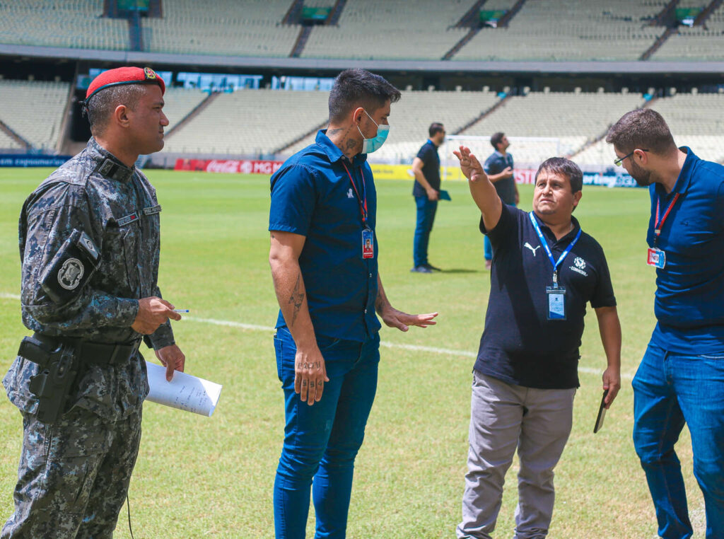 Conmebol faz visita técnica na Arena Castelão antes da partida entre Fortaleza e Potosí