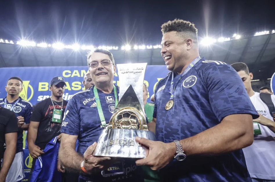 Ronaldo fecha venda de SAF do Cruzeiro; confira valores