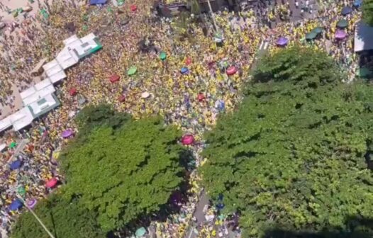 Ato de Bolsonaro em Copacana reuniu apenas 32,7 mil pessoas