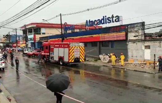 Teto de supermercado desaba e deixa mais de 10 feridos em Diadema