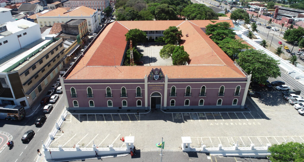 Exército faz homenagem ao aniversário de 298 anos de Fortaleza no local de nascimento da capital