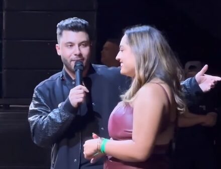 Murilo Huff homenageia Camila Moura e a convida para subir ao palco durante show