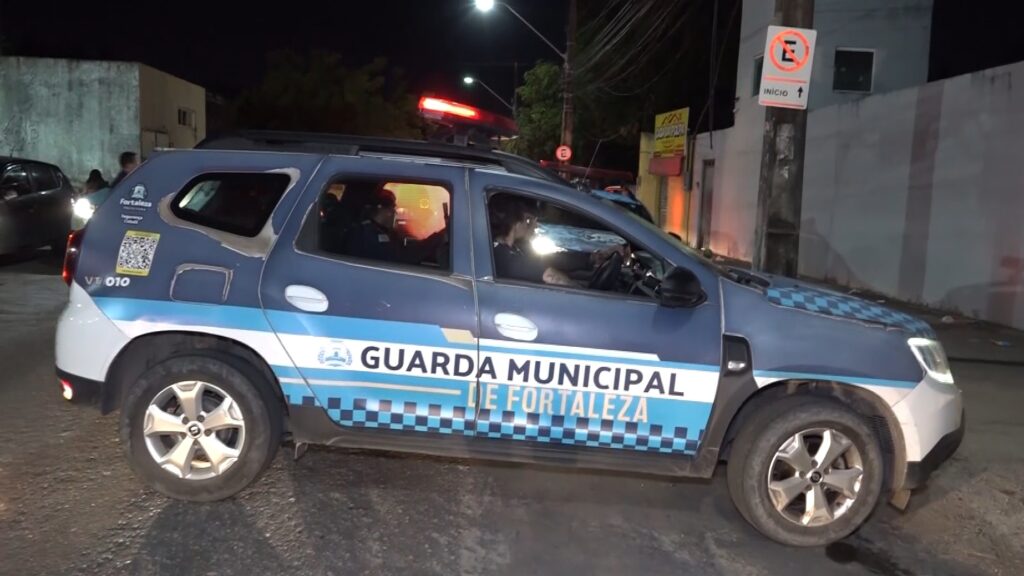 Guarda Municipal salva homem de linchamento e população se revolta contra agentes