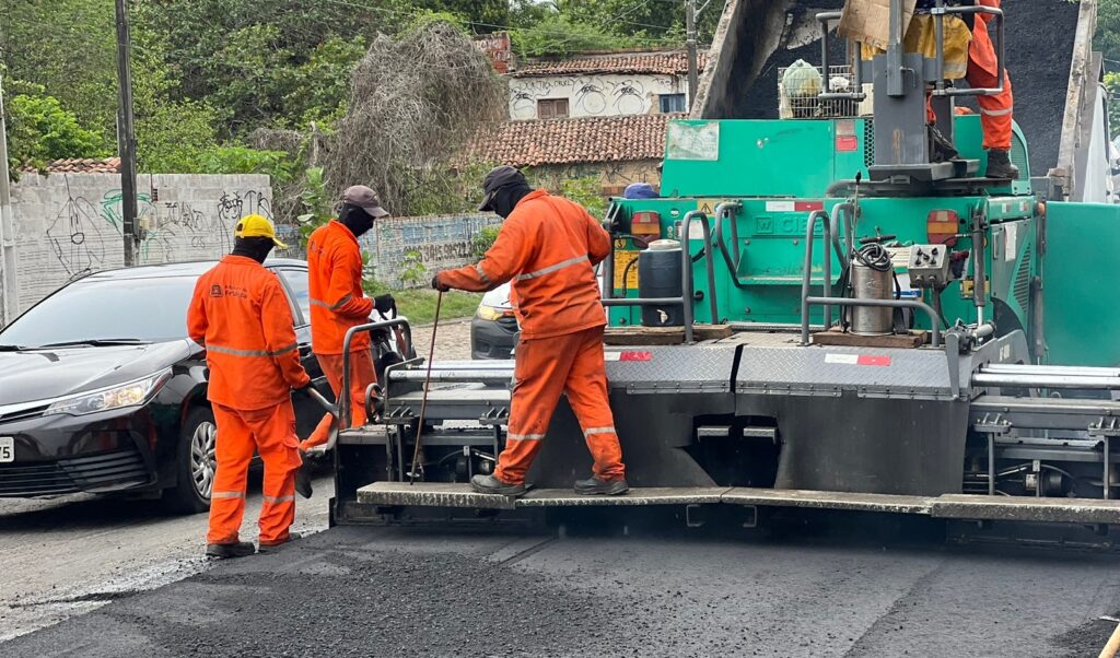 Obras na Av. Silas Munguba provocam desvios no trânsito a partir deste sábado (18); veja as mudanças