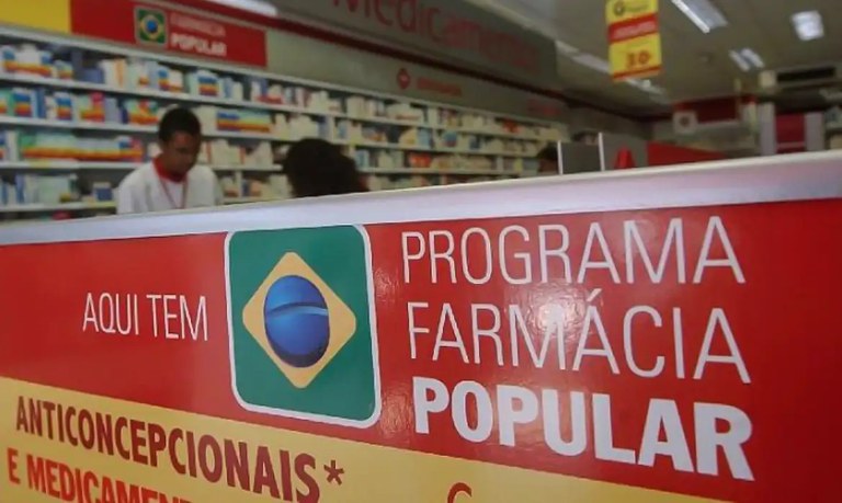 Saiba como funciona a Farmácia Popular e confira a lista de medicamentos