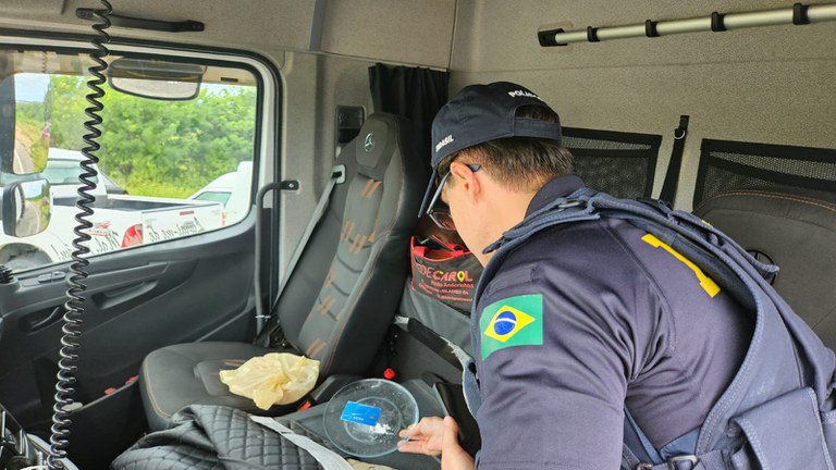 Em uma semana, cinco caminhoneiros foram flagrados com rebites em rodovias do CE