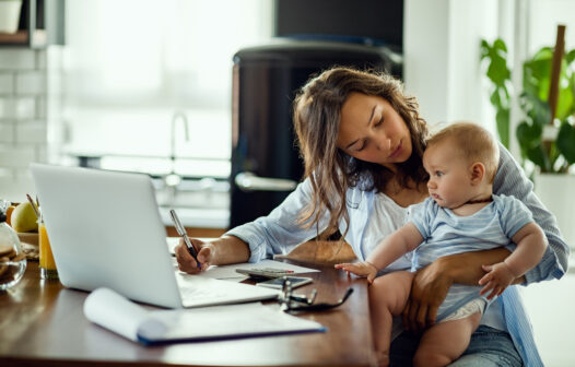 10 dicas para tornar o mercado de trabalho mais acessível para as mães