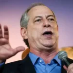 Carlos Lupi afirma que Ciro Gomes não disputará mais eleições, mas continuará atuando como “franco atirador”