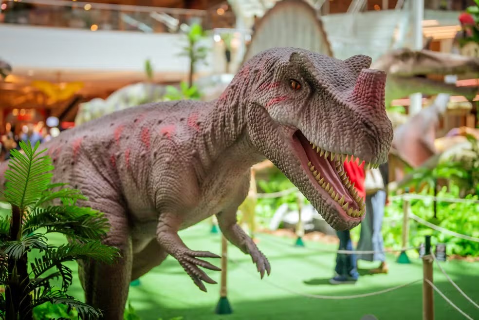 Fortaleza recebe maior exposição de dinossauros em tamanho real da América Latina