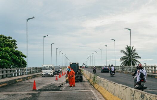 Ponte do Rio Ceará recebe ciclofaixa da Prefeitura