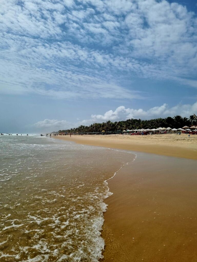 Fortaleza tem 9 trechos próprios de praia para banho neste fim de semana, diz Semace