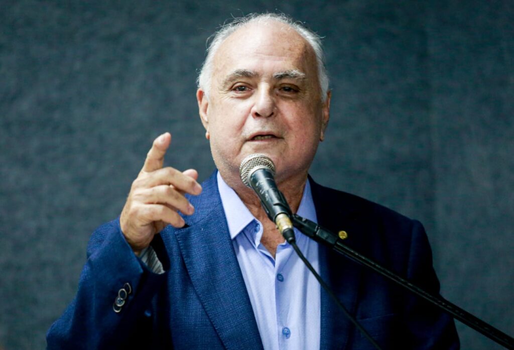 Executiva Nacional do PT homologa apoio à reeleição de Roberto Pessoa em Maracanaú