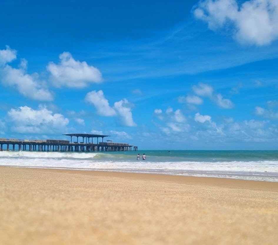 Fortaleza tem dez praias próprias para banho neste fim de semana