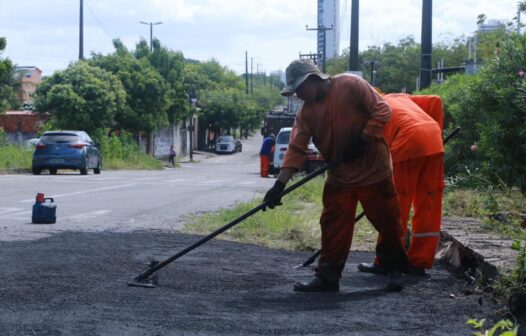 Vinte ruas e avenidas de Fortaleza já receberam recuperação do asfalto em 2024; outras 21 estão em andamento