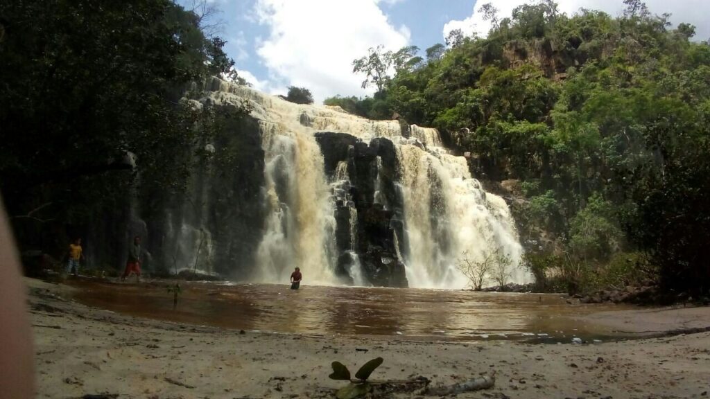 Encontrado corpo de maranhense desaparecido em cachoeira na divisa do Ceará com o Piauí