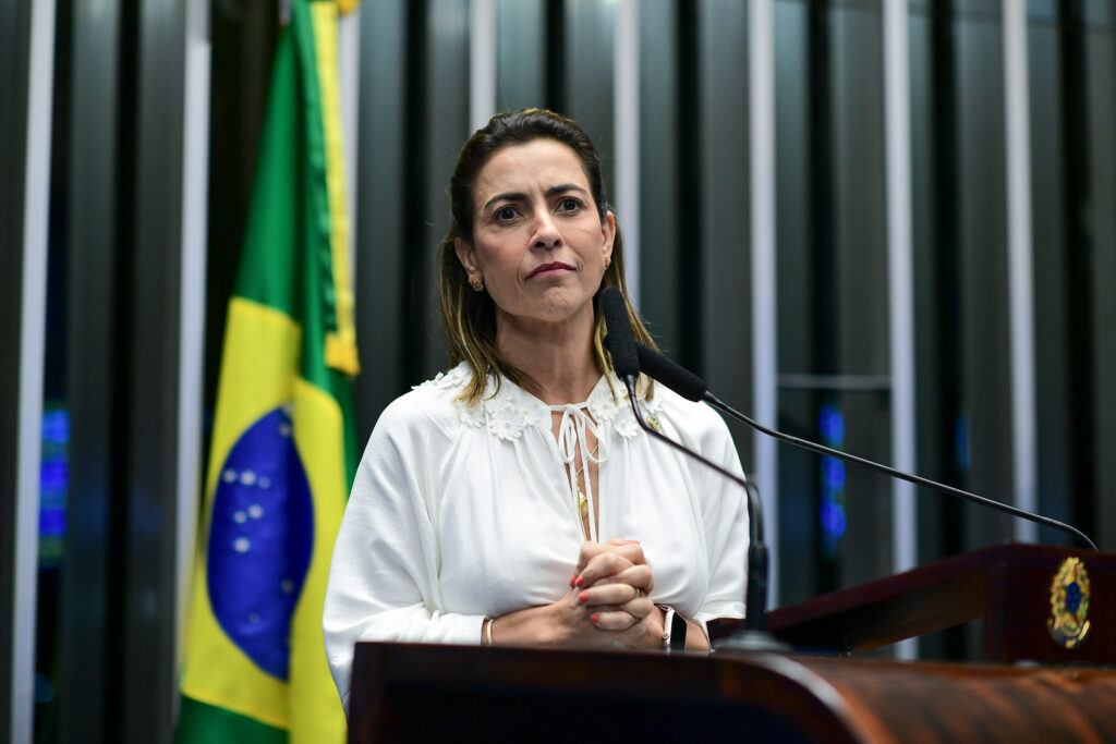 “Por que não encena estupro?”, questiona parlamentar após encenação de aborto no Senado