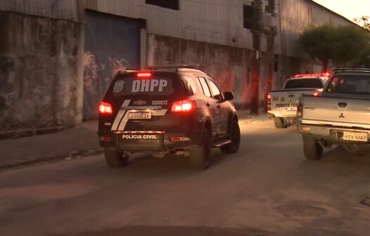 Homem com deficiência é morto a tiros na cozinha de casa, em Fortaleza