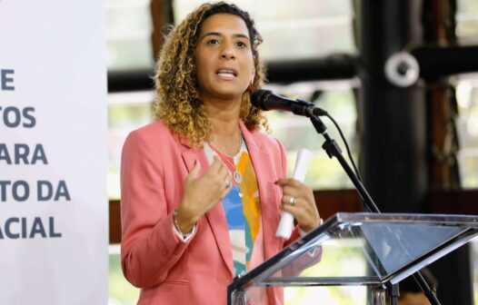 Ministra Anielle Franco lança programa de incentivo à juventude negra do Ceará