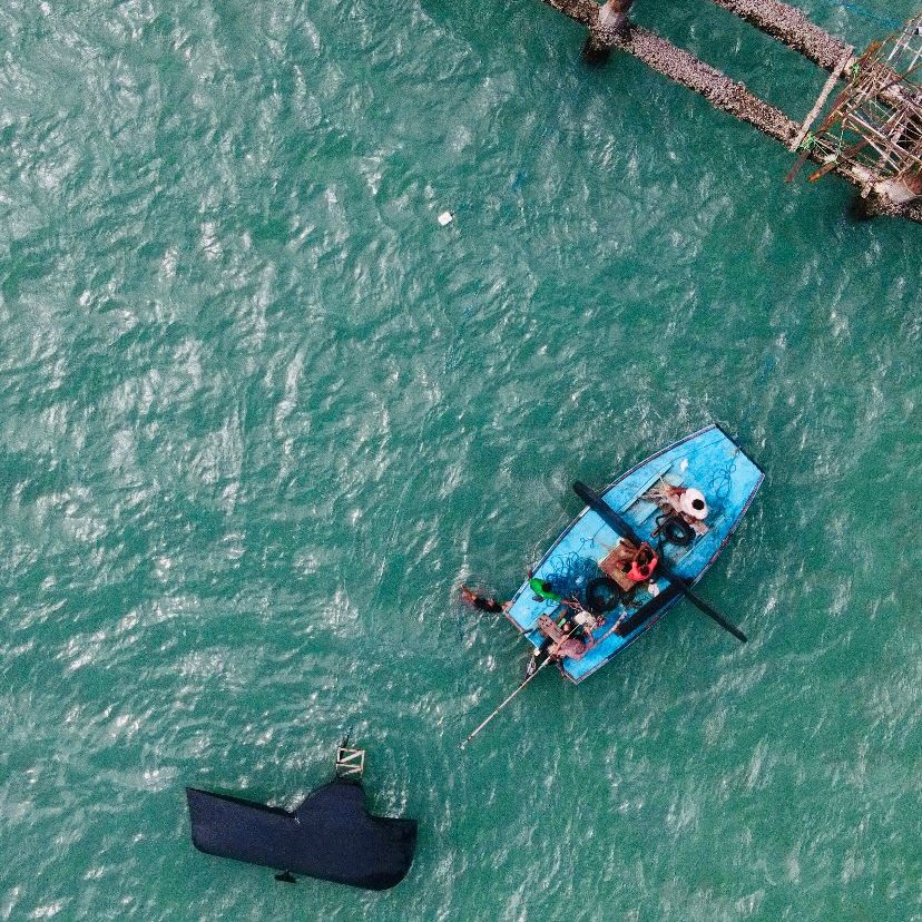 Escultura Le Femme Bateau volta a Praia de Iracema após quase sete anos