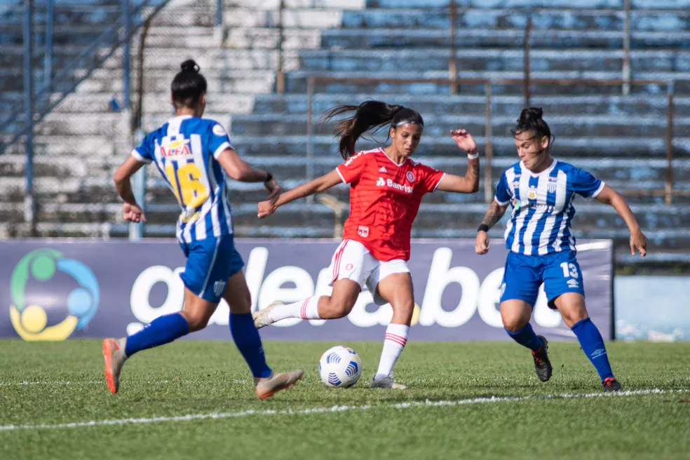 Avaí/Kindermann x Internacional: assista ao vivo ao jogo de hoje (13/06)