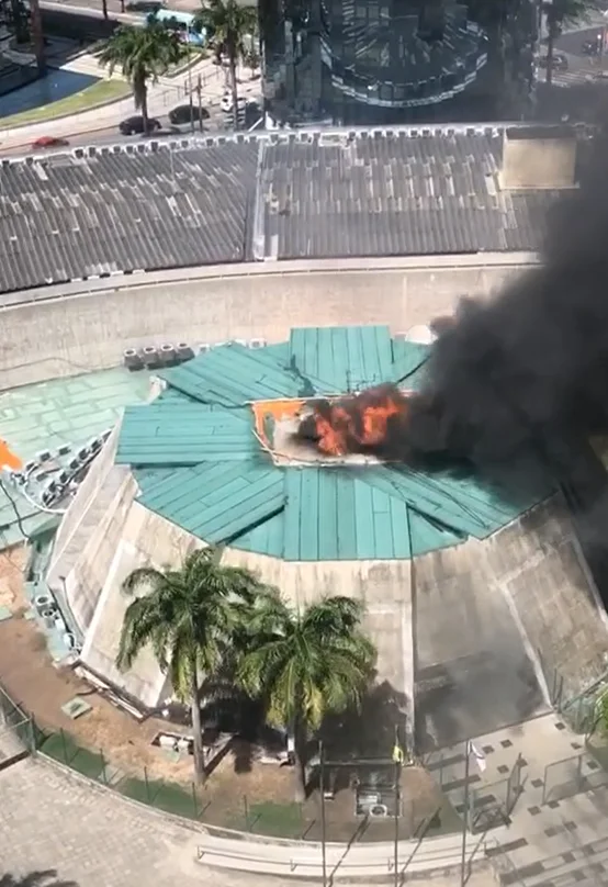 Reforma do Plenário da Assembleia Legislativa do Ceará após incêndio custará R$ 23,7 milhões