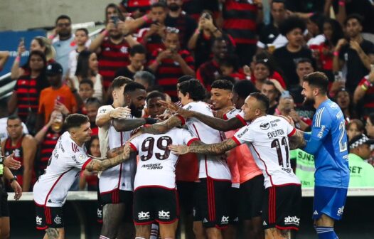 Flamengo atropela Vasco na estreia de Álvaro Pacheco na maior goleada da história sobre o rival