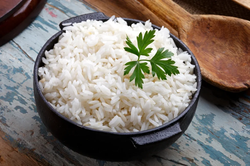 Justiça libera leilão de arroz importado